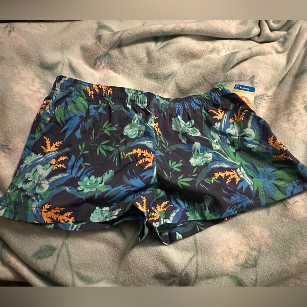Columbia Women's Sandy River Shorts - Blue and Green Floral